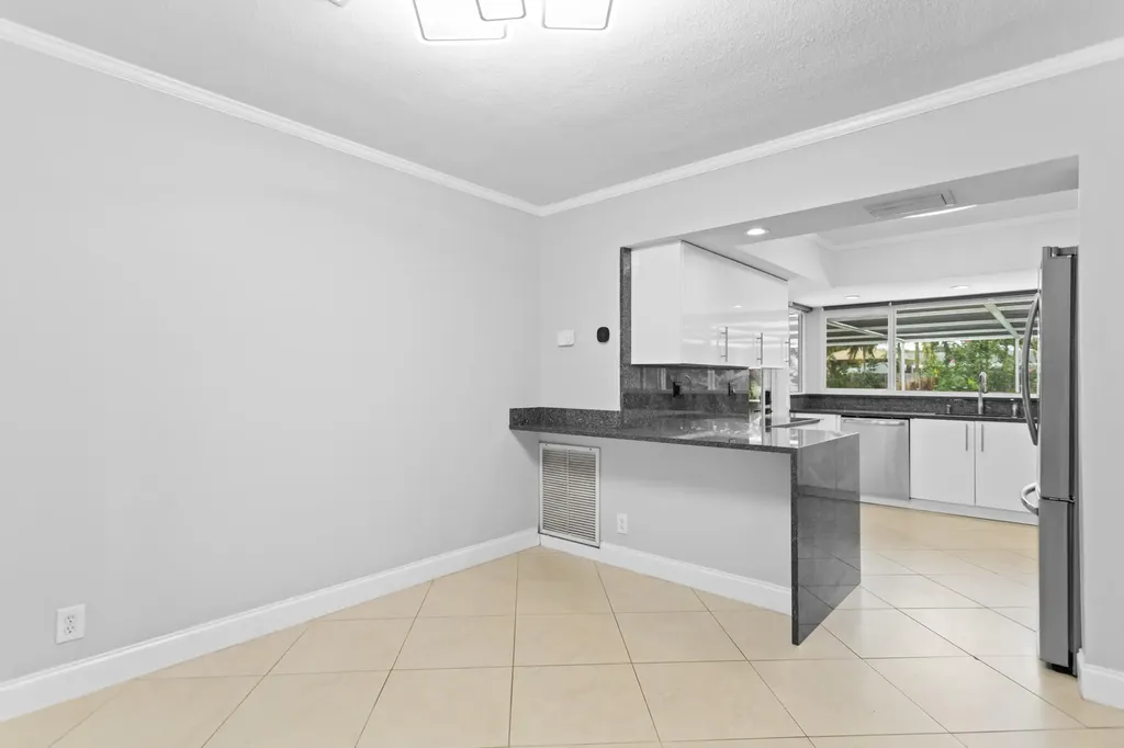 5281 SW 4th Court Plantation FL 33317