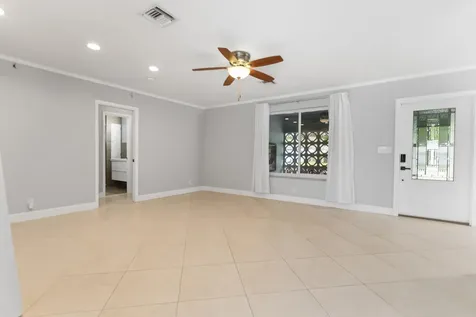 5281 SW 4th Court Plantation FL 33317