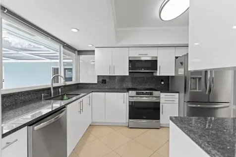 5281 SW 4th Court Plantation FL 33317