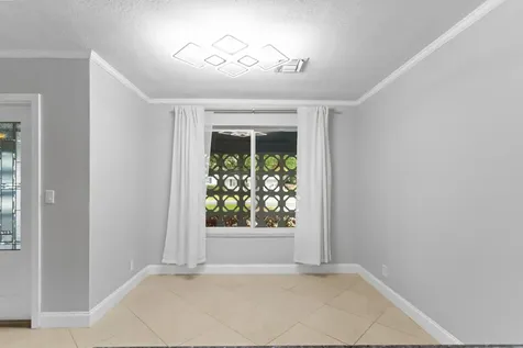 5281 SW 4th Court Plantation FL 33317