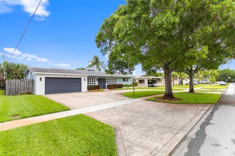 5281 SW 4th Court Plantation FL 33317