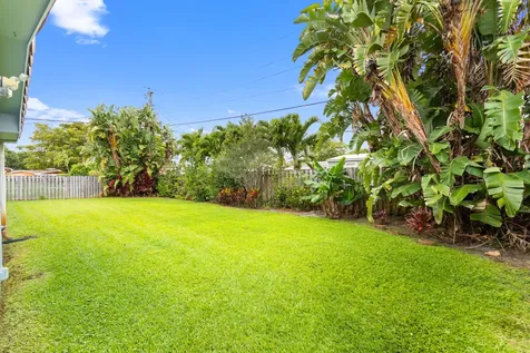 5281 SW 4th Court Plantation FL 33317