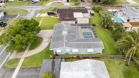 5281 SW 4th Court Plantation FL 33317
