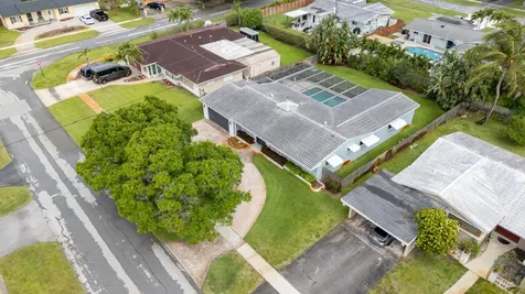 5281 SW 4th Court Plantation FL 33317