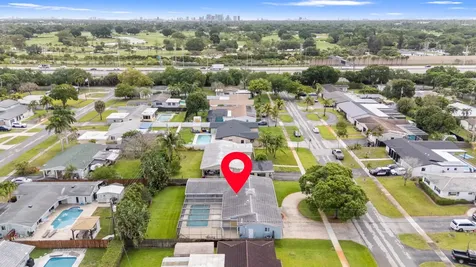5281 SW 4th Court Plantation FL 33317