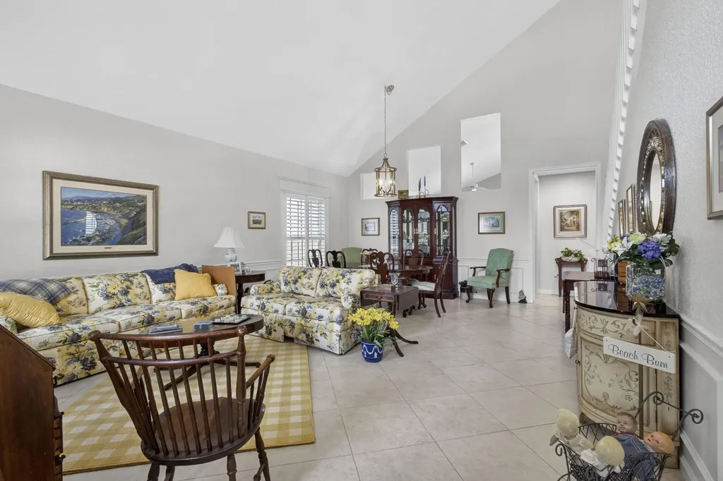 71 Princewood Lane Palm Beach Gardens FL 33410