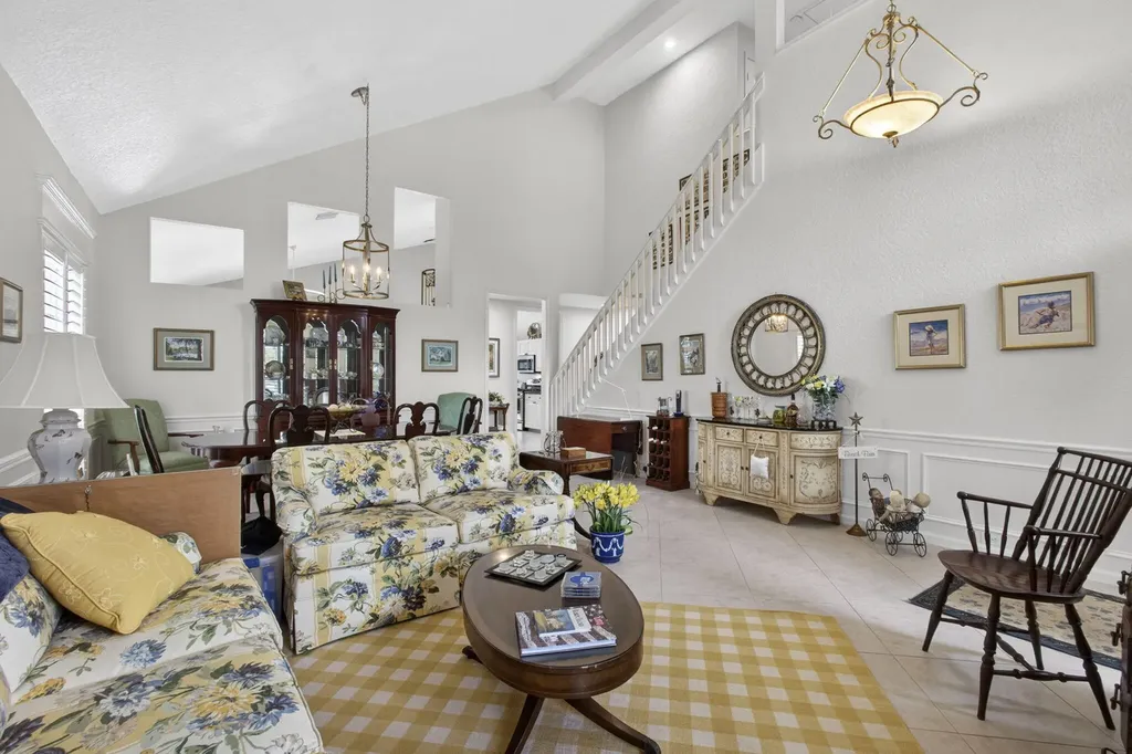 71 Princewood Lane Palm Beach Gardens FL 33410