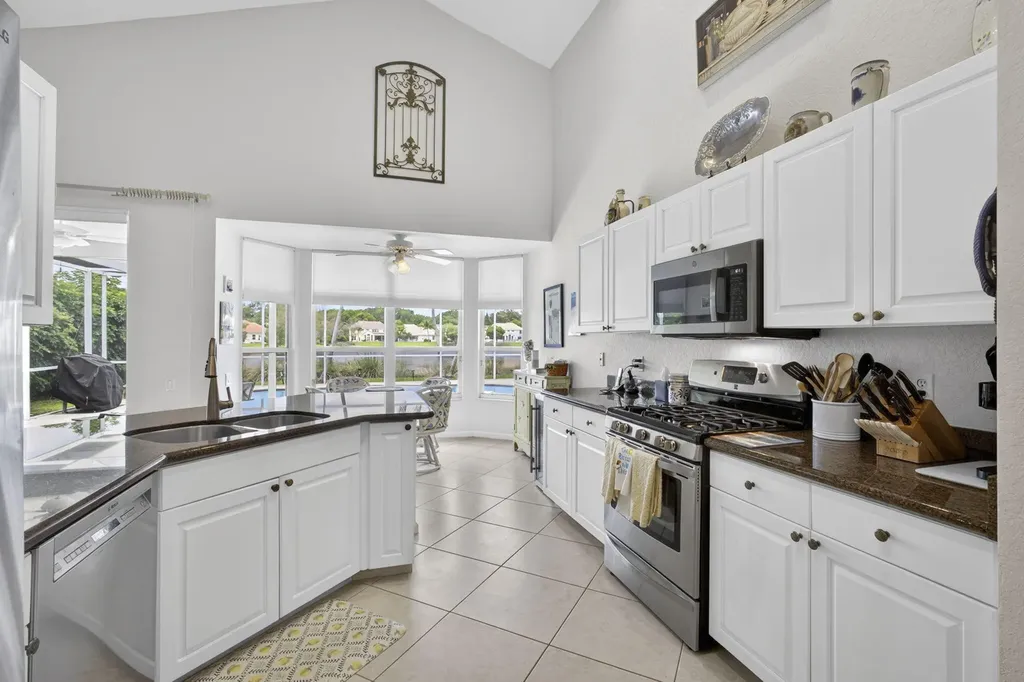 71 Princewood Lane Palm Beach Gardens FL 33410