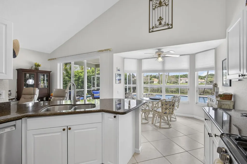 71 Princewood Lane Palm Beach Gardens FL 33410