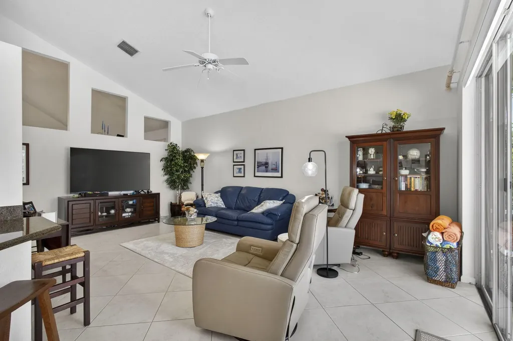 71 Princewood Lane Palm Beach Gardens FL 33410