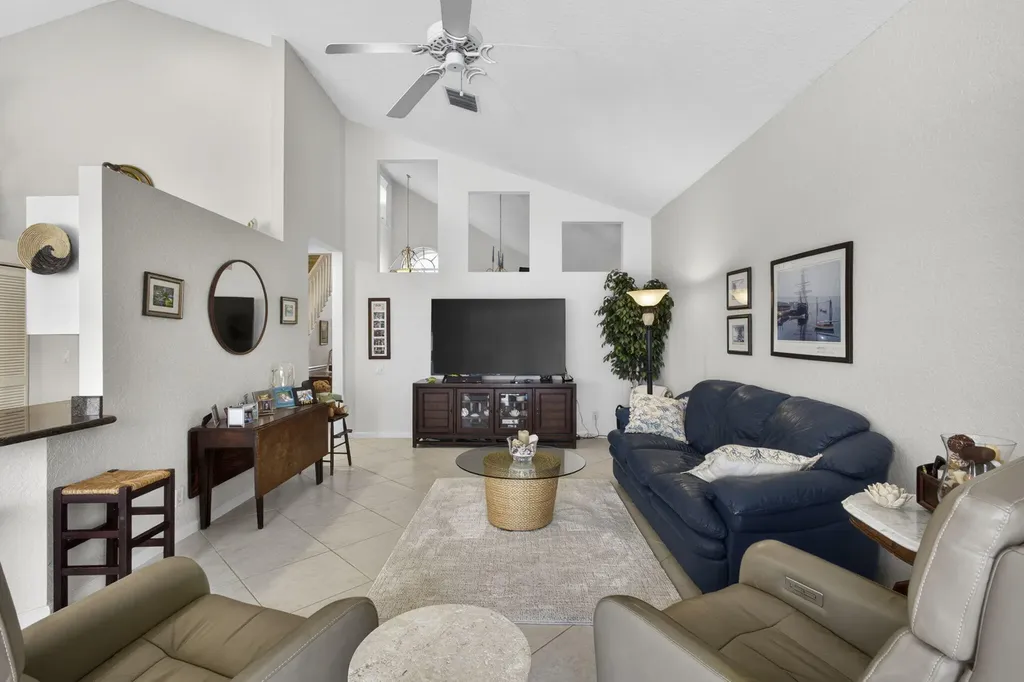 71 Princewood Lane Palm Beach Gardens FL 33410