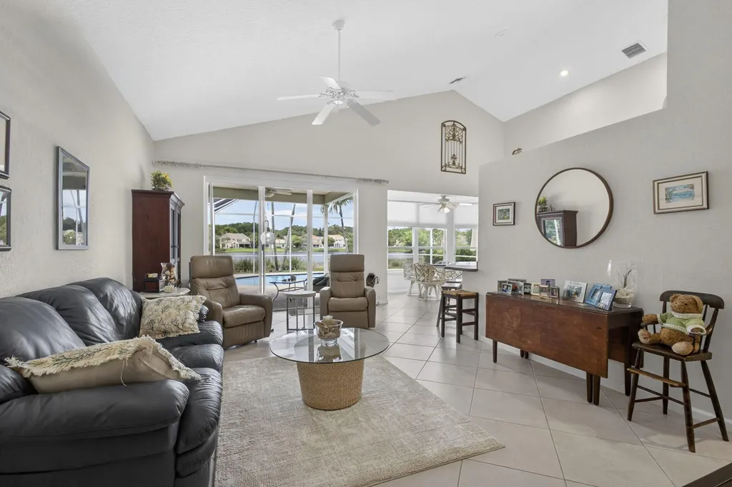 71 Princewood Lane Palm Beach Gardens FL 33410