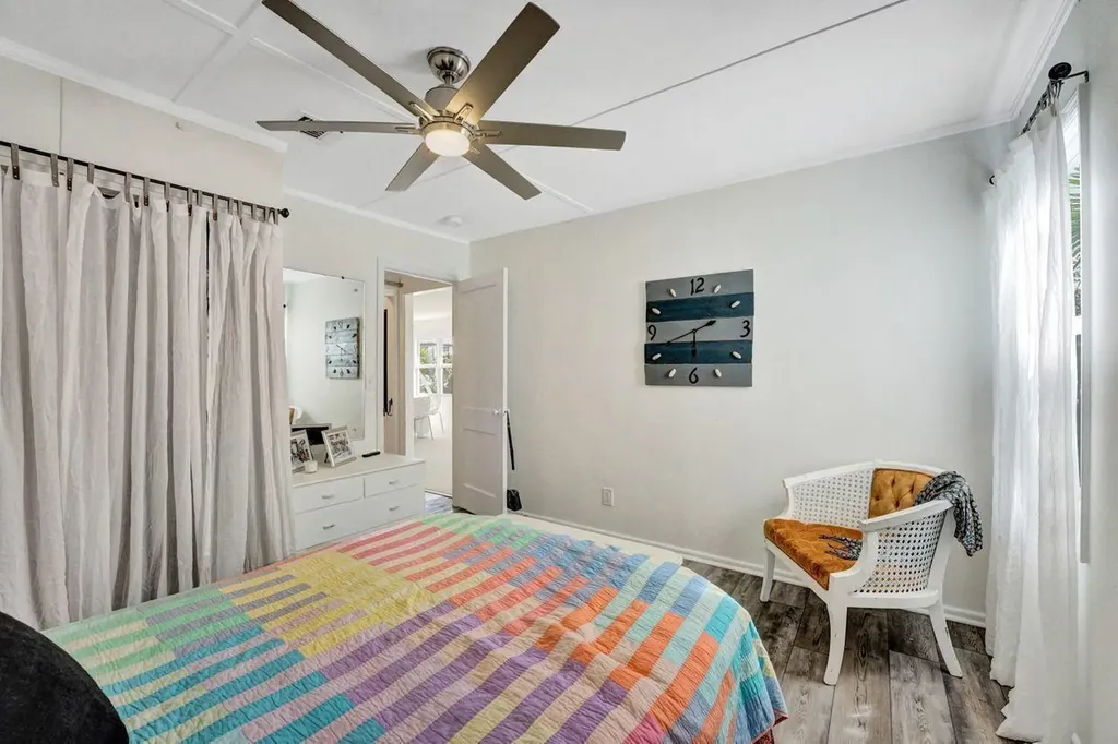 221 S Ocean Breeze Lake Worth Beach FL 33460