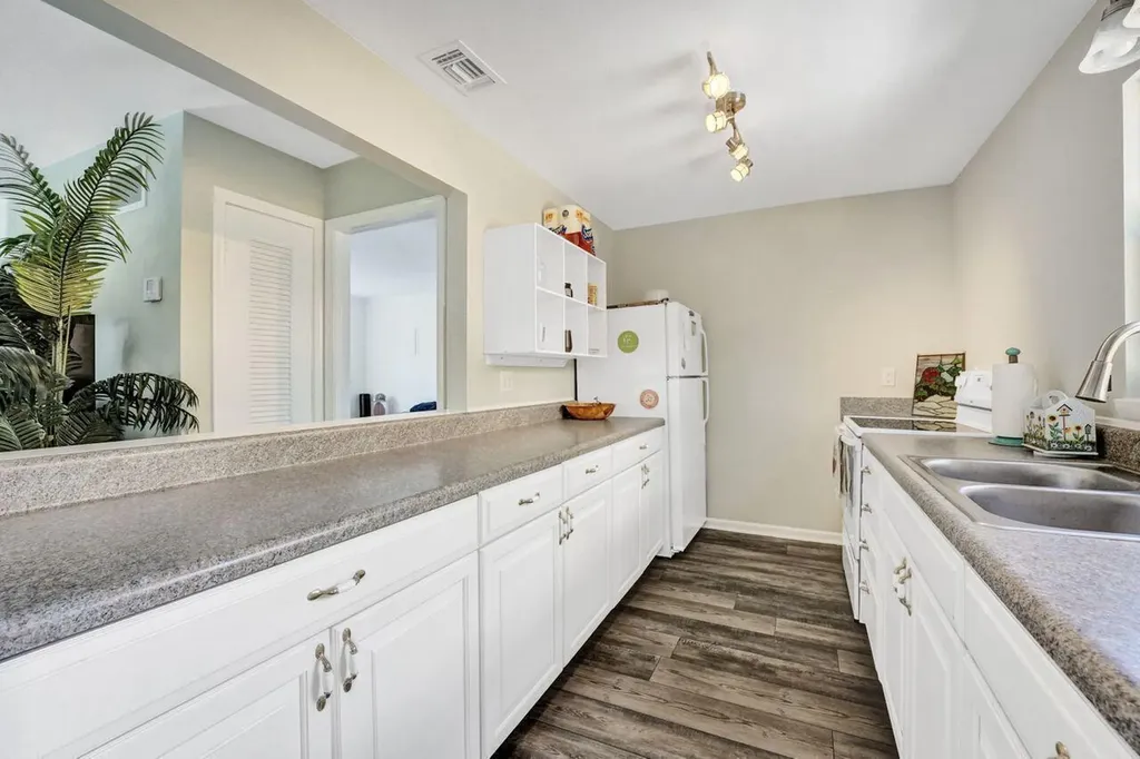 221 S Ocean Breeze Lake Worth Beach FL 33460