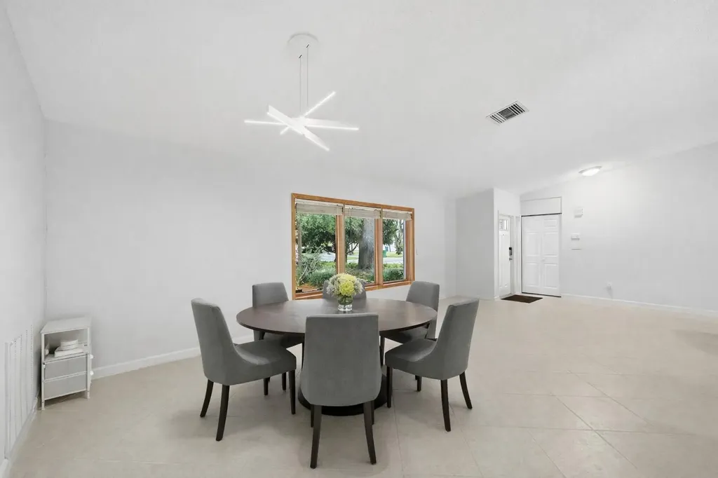 8857 NW 3rd Place Coral Springs FL 33071