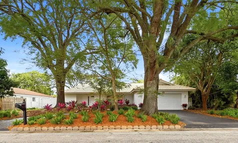 8857 NW 3rd Place Coral Springs FL 33071