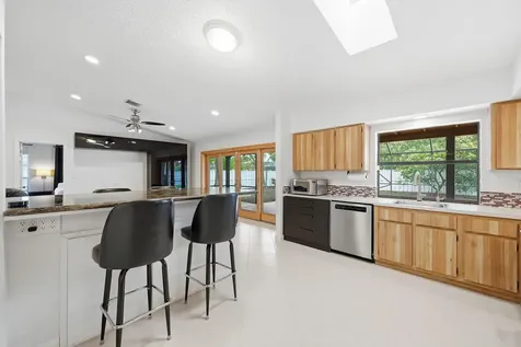 8857 NW 3rd Place Coral Springs FL 33071