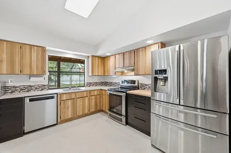 8857 NW 3rd Place Coral Springs FL 33071