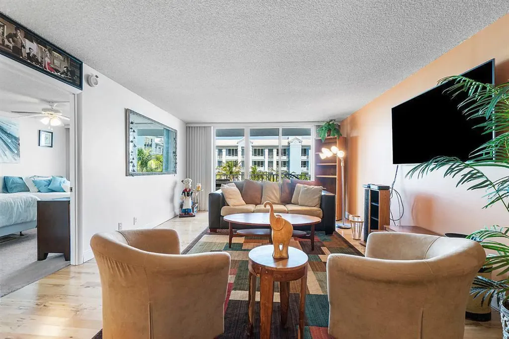 800 SE 20th Avenue Deerfield Beach FL 33441