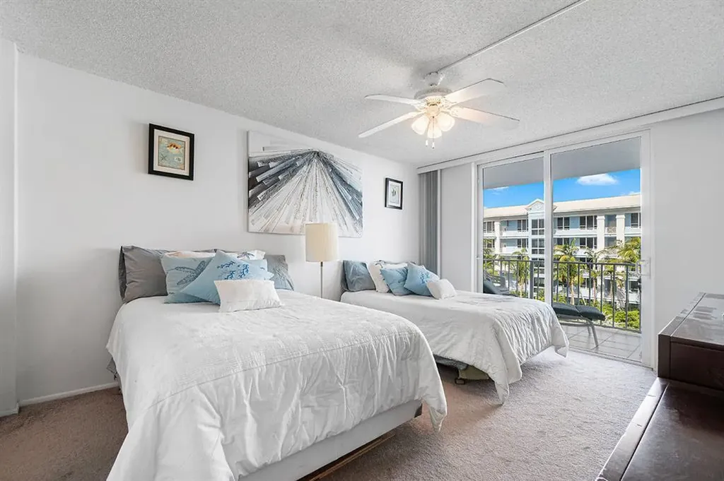 800 SE 20th Avenue Deerfield Beach FL 33441