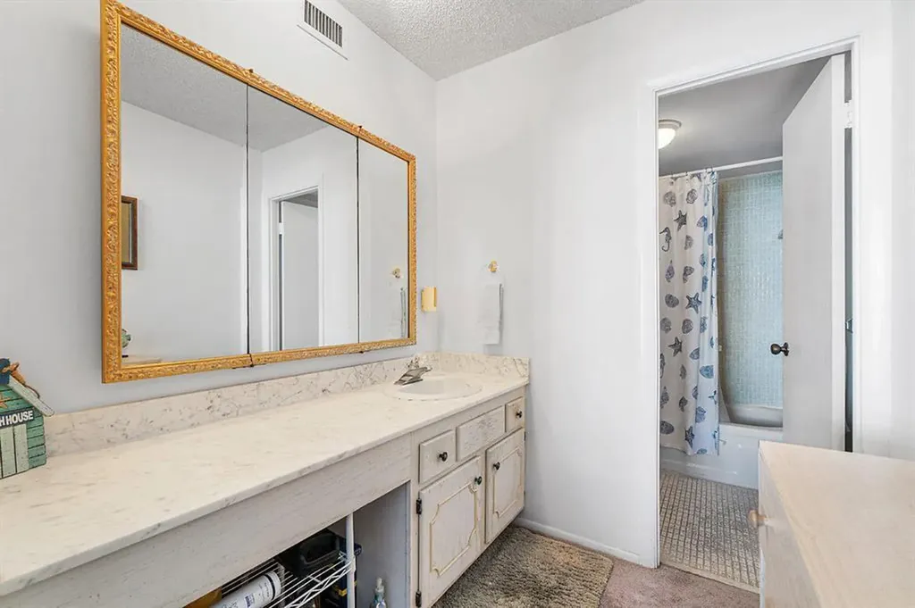 800 SE 20th Avenue Deerfield Beach FL 33441