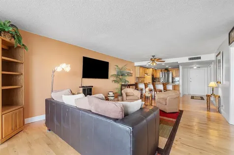 800 SE 20th Avenue Deerfield Beach FL 33441
