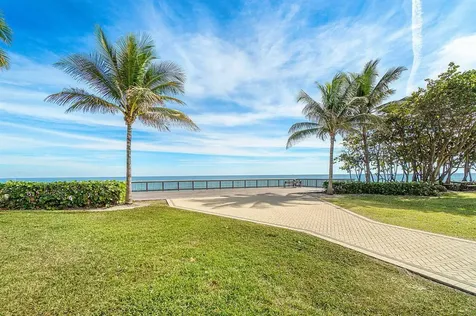 800 SE 20th Avenue Deerfield Beach FL 33441