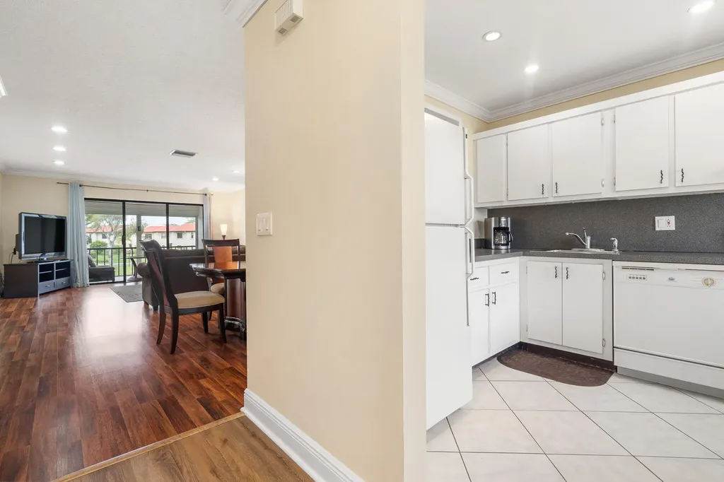 21218 Lago Circle Boca Raton FL 33433