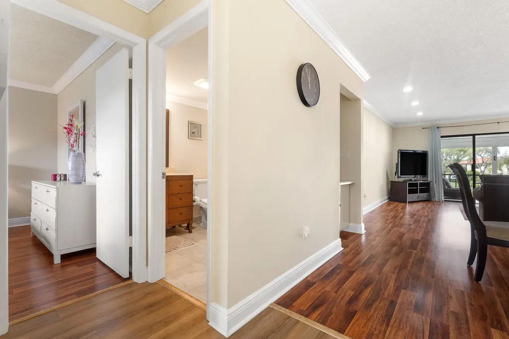 21218 Lago Circle Boca Raton FL 33433
