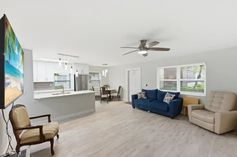 634 Normandy N Delray Beach FL 33484