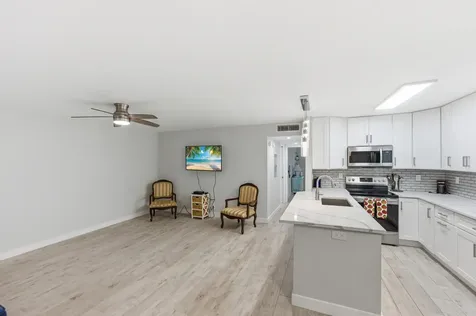 634 Normandy N Delray Beach FL 33484
