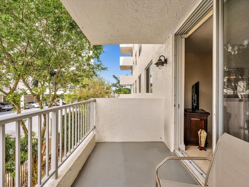 1421 S Ocean Boulevard Pompano Beach FL 33062