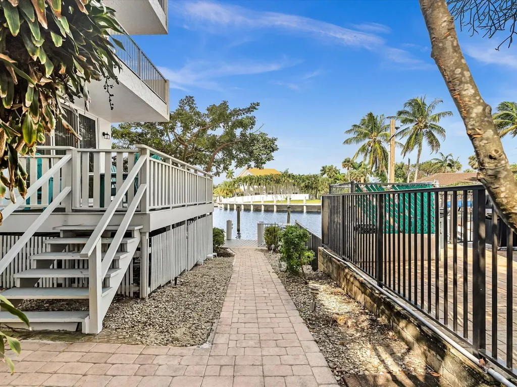 1421 S Ocean Boulevard Pompano Beach FL 33062