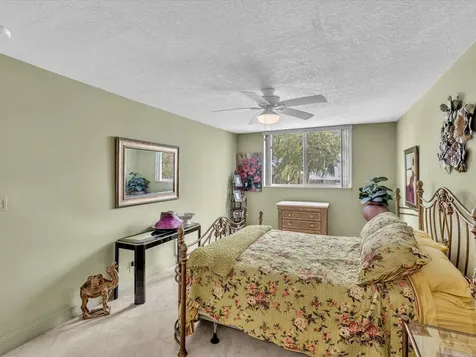 1421 S Ocean Boulevard Pompano Beach FL 33062