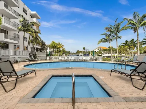 1421 S Ocean Boulevard Pompano Beach FL 33062