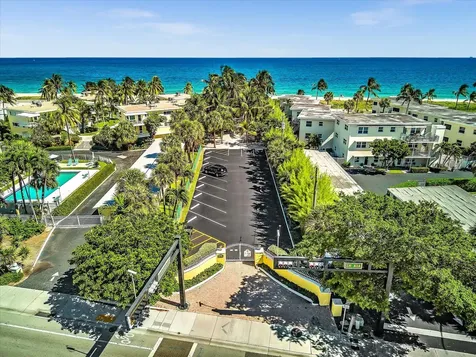 1421 S Ocean Boulevard Pompano Beach FL 33062