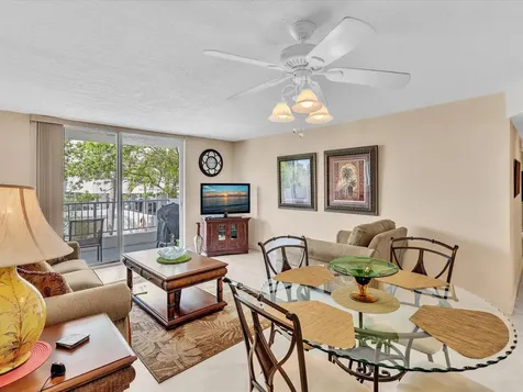 1421 S Ocean Boulevard Pompano Beach FL 33062