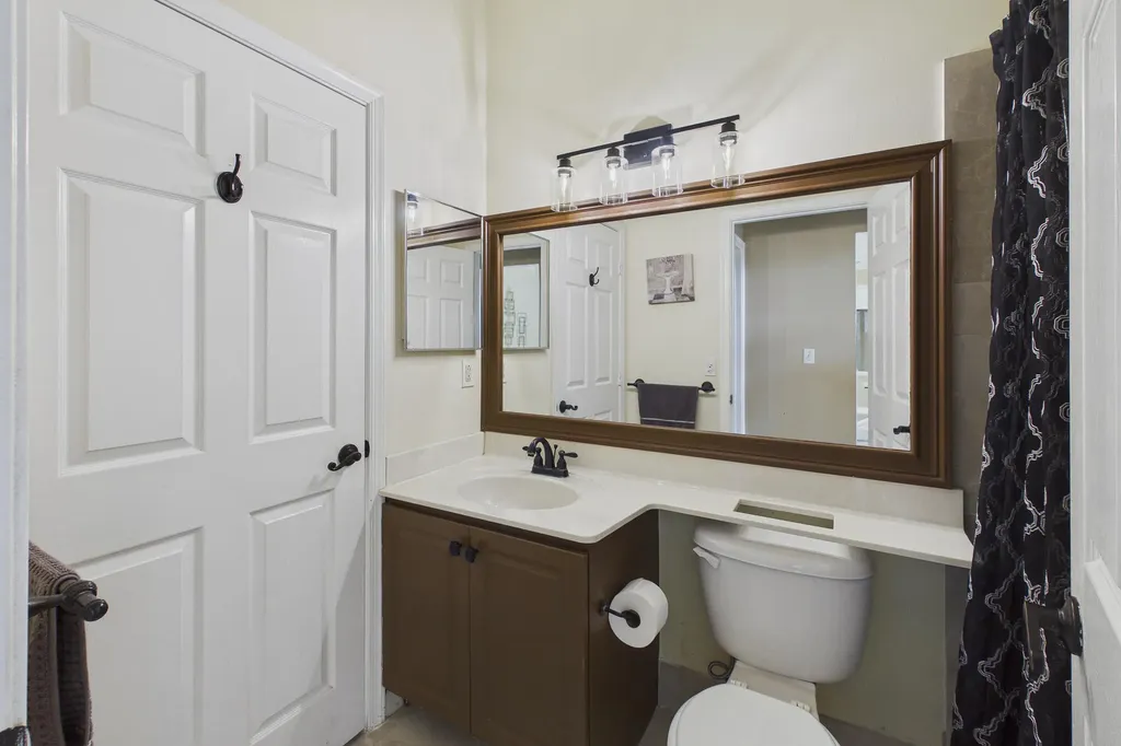 169 Executive Circle Boynton Beach FL 33436