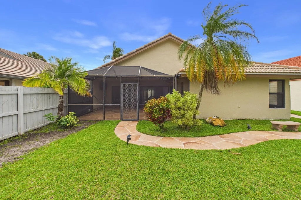 169 Executive Circle Boynton Beach FL 33436