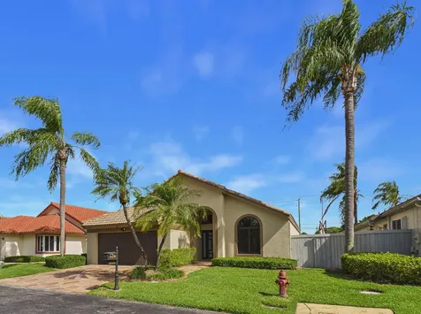 169 Executive Circle Boynton Beach FL 33436