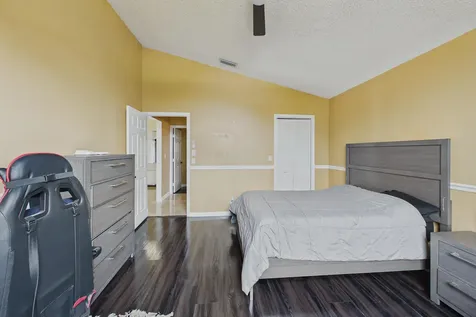 169 Executive Circle Boynton Beach FL 33436