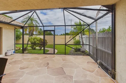 169 Executive Circle Boynton Beach FL 33436