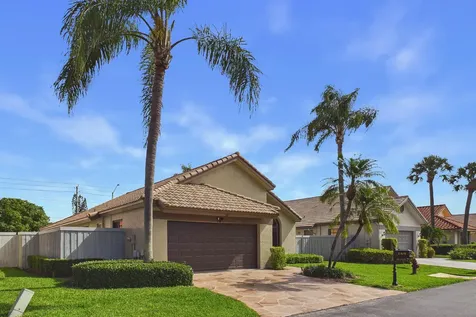169 Executive Circle Boynton Beach FL 33436