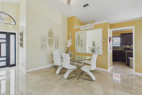 169 Executive Circle Boynton Beach FL 33436