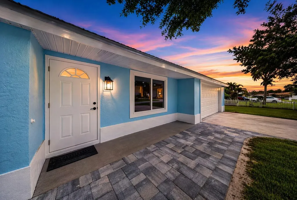 1451 SE Grapeland Avenue Port St Lucie FL 34952