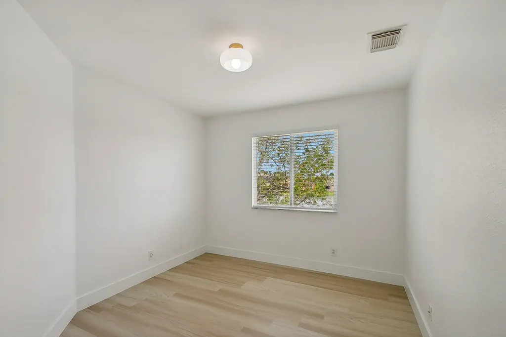 6224 Reynolds Street West Palm Beach FL 33411