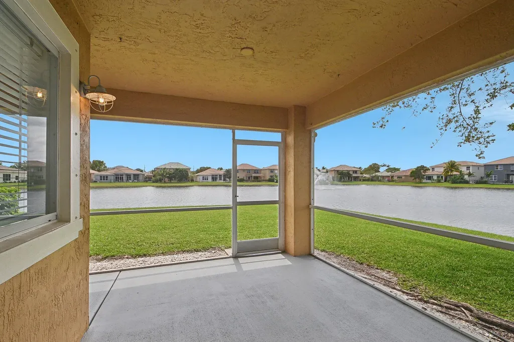 6224 Reynolds Street West Palm Beach FL 33411