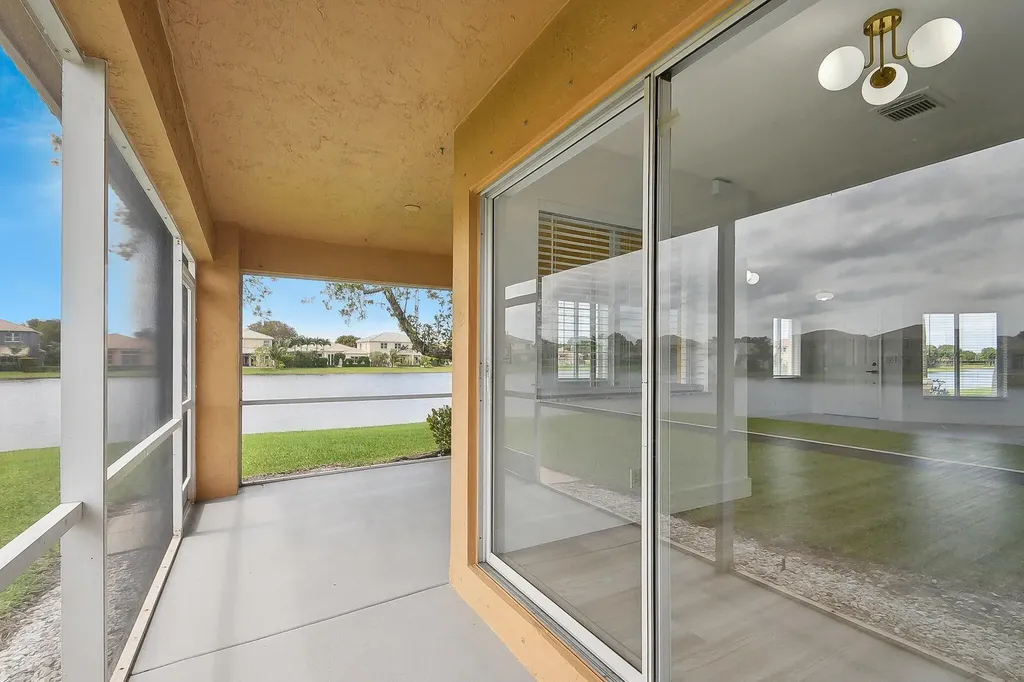6224 Reynolds Street West Palm Beach FL 33411