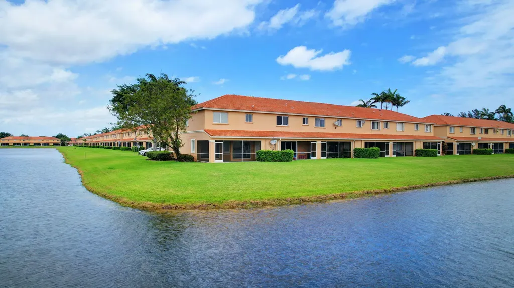 6224 Reynolds Street West Palm Beach FL 33411