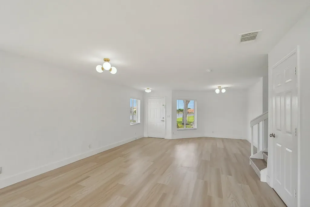 6224 Reynolds Street West Palm Beach FL 33411